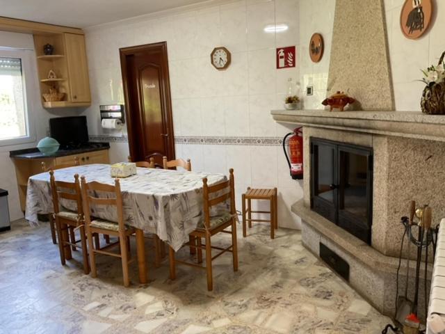 דירות Ordes A Casa Do San Paio De Buscas מראה חיצוני תמונה
