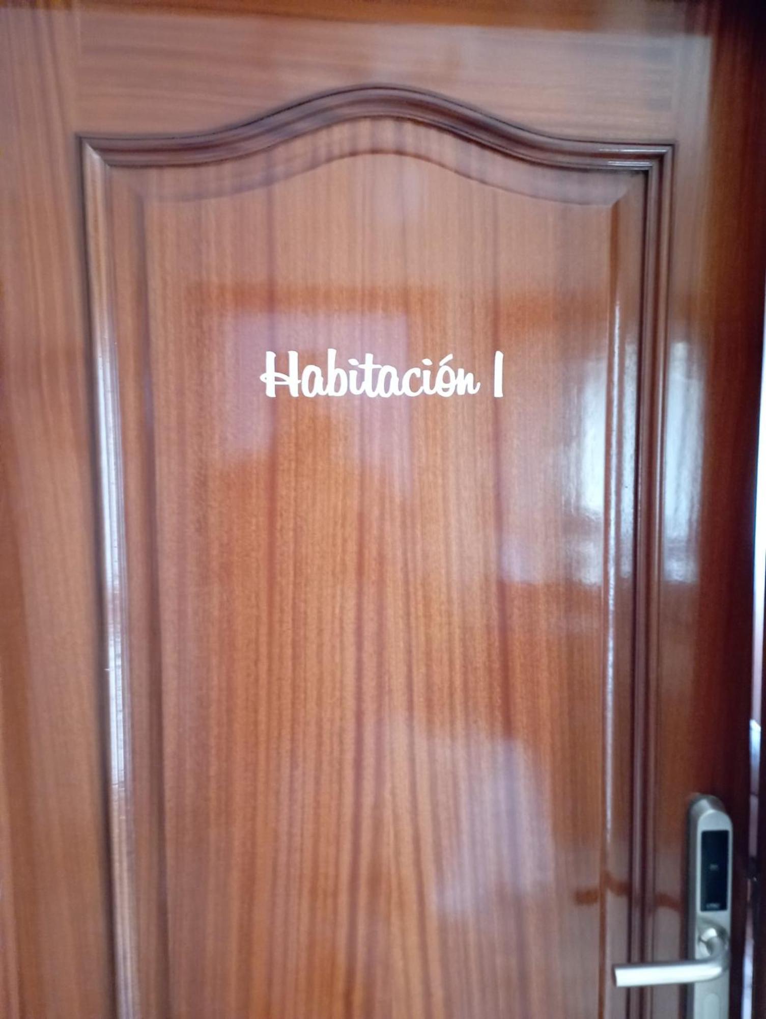 דירות Ordes A Casa Do San Paio De Buscas חדר תמונה